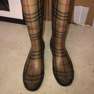 Burberry Novacheck rain boots